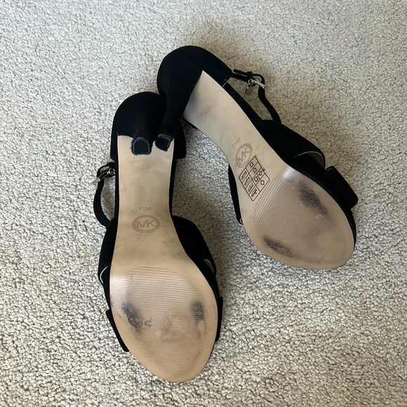 Michael Kors Suede Sandals 7.5 - Picture 4 of 9
